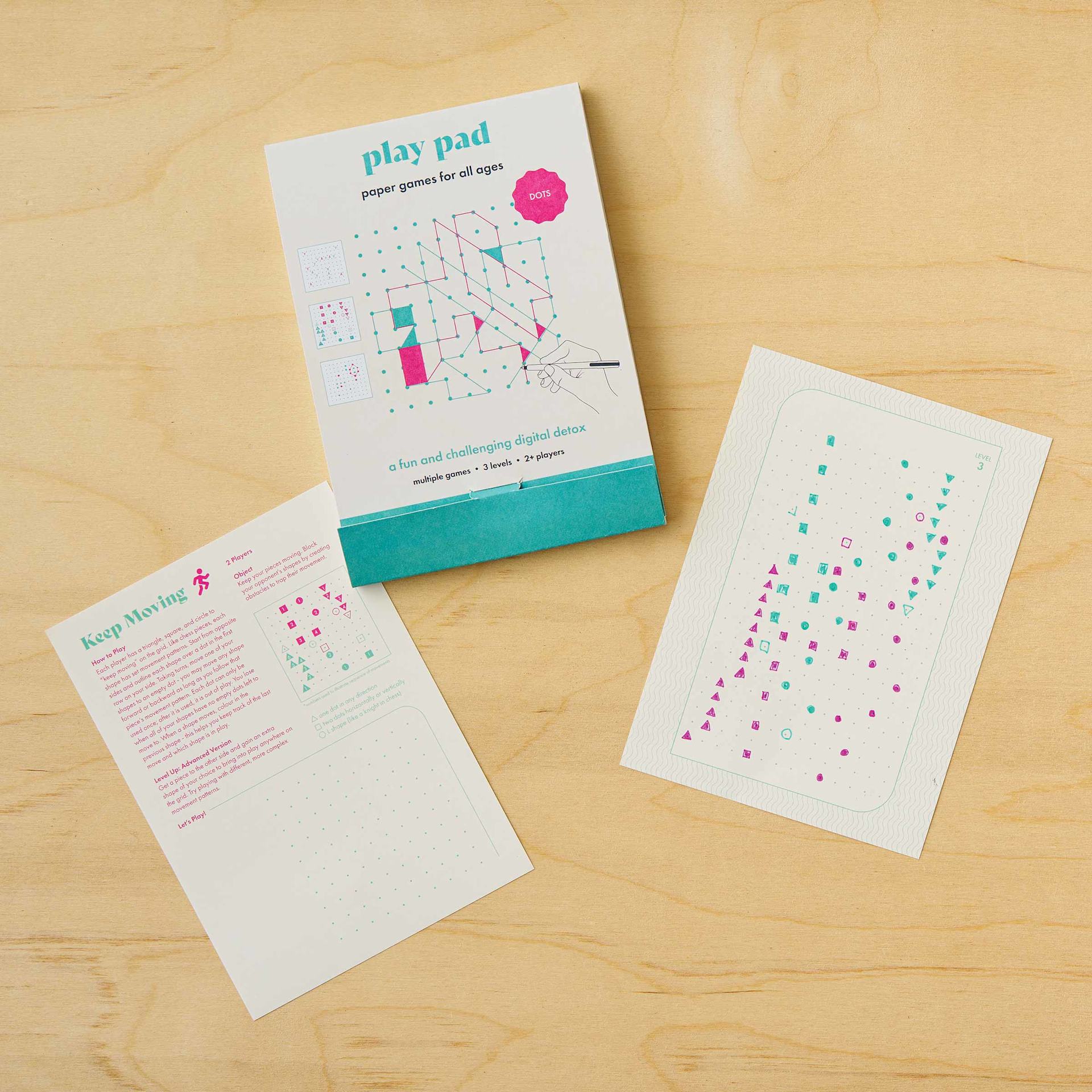 Another Studio Play Pad - 12-1/2 cm x 18 cm, Dot Grid, keep moving game