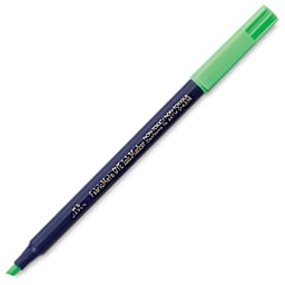 Yasutomo FabricMate Dye Ink Marker - Lime Squeeze, Chisel Tip, Marker with cap off