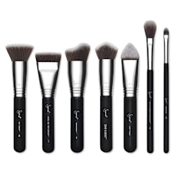 Sigma Beauty Brushes - Closeup of tips of 7 assorted Beauty Brushes