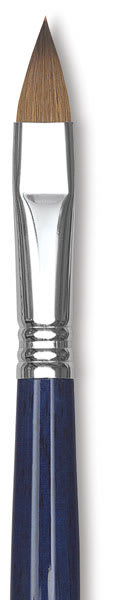 Escoda Optimo Kolinsky Sable Oil Brushes - Closeup of Filbert Brush