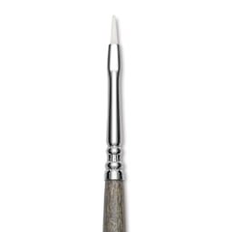 Escoda Perla Toray White Synthetic Brush - Bright, Short Handle, Size 1 (Close-up of brush)