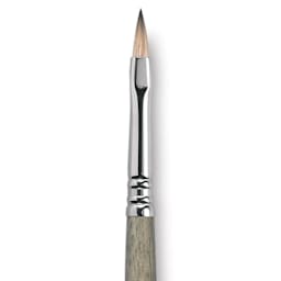 Escoda Tadami Synthetic Mongoose Brush - Filbert, Short Handle, Size 4 close up