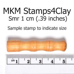 MKM Pottery Tools Mini Round Stamp - Daisy dimensions