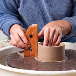 Garrity Tools Classic Wood Rib - T5 Tool, in use 