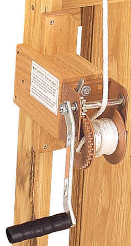 Best Santa Fe II Easel, Close-up view of the Winch-Lift System
