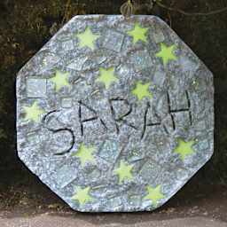 Milestones Mosaic Stepping Stone Kit - Glow (Sample completed stepping stone with glow-in-the-dark glass shapes)