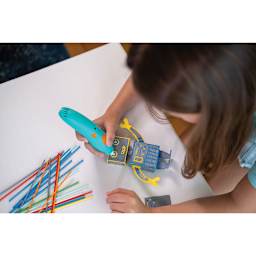 3Doodler Start+ Essential Pen Set in progress creation of robot project