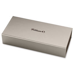 Pelikan M215 Fountain Pen - Black, Extra Fine Nib packaging, closed