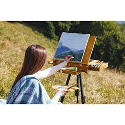 Jullian Travel Pochade Box and Aluminum Tripod, plein air painting using box and tripod.