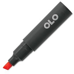 Olo Chisel-Tip Half Marker - R0.3 Coral with cap off